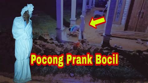Prank Pocong Lucu Ngakak Pocong Nakal Ghost Prank Funny Pocong Lucu
