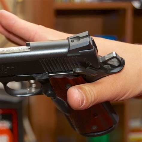 The Seven Deadly Sins Of Handgun Shooting The Cup And Saucer Grip