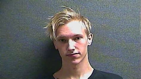 Deputies Arrest 18 Year Old For Stealing Liquor From Boone County
