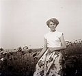 44 Interesting Candid Vintage Snapshots of Women in the 1950s ~ Vintage ...