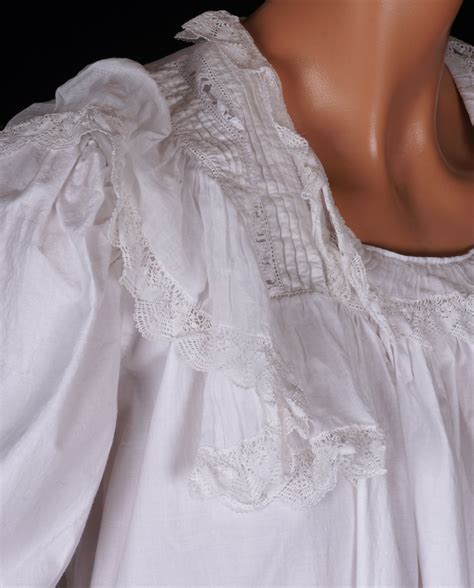 Antique Victorian Nightgown 19th C White Cotton Nightie Wide Collar