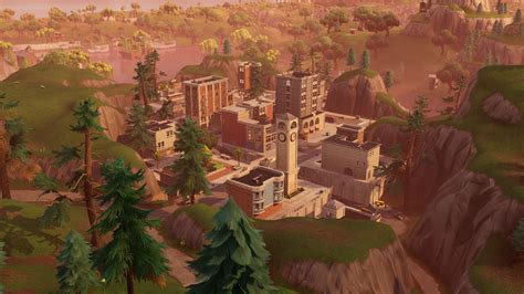 40 Tilted Towers Fortnite Wallpapers