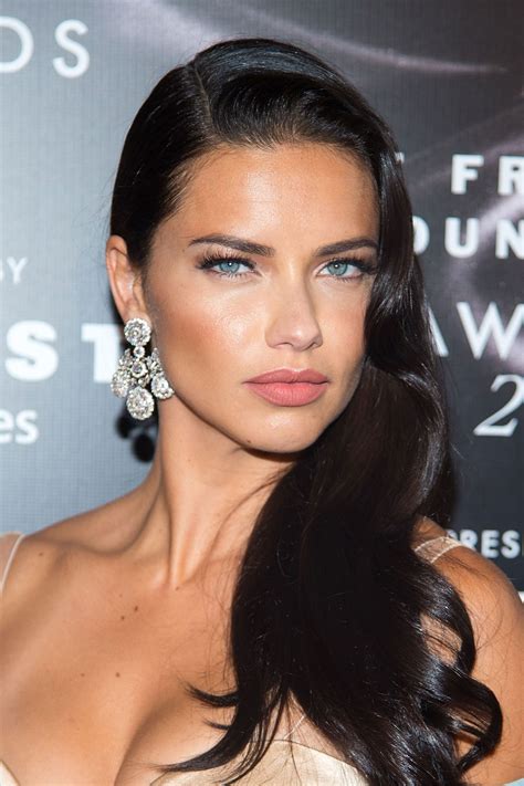 The Hair Colors Youre Going To See Everywhere This Fall Adriana Lima Hair Adriana Lima Style