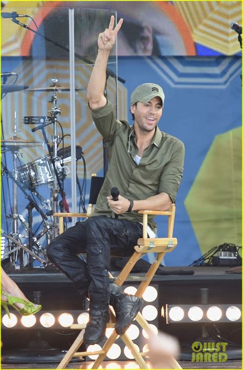 Enrique Iglesias Brings The House Down On Gma With Bailando Hero