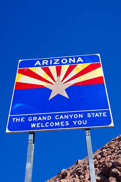 Welcome To Arizona Sign State Line Stock Photos Pictures And Royalty