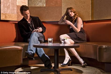 The Biggest Turn Offs For Men And Women On A Date Daily Mail Online