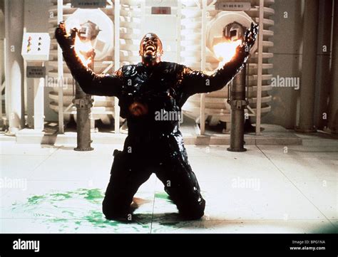 Filmy Z Michael Jai White - MICHAEL JAI WHITE SPAWN (1997 Stock Photo: 31085414 - Alamy