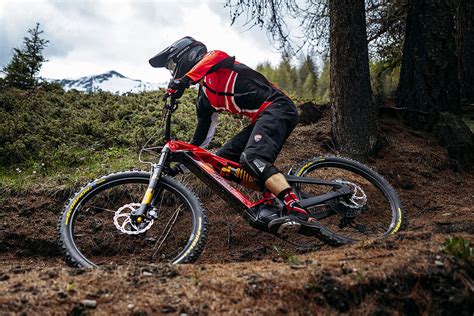 8 Best Electric Mountain Bikes In 2023 Hiconsumption