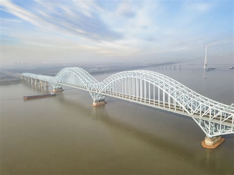 The 15 Most Famous Truss Bridges Around The World