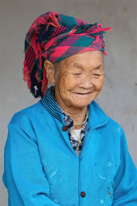 Woman Ban Na San Village Laos Smithsonian Photo Contest