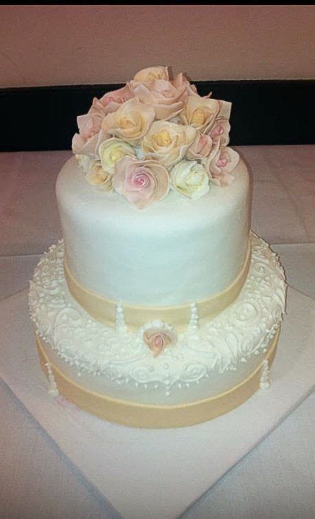 I used my white wedding cake recipe and easy buttercream frosting for the cake pictured below. First wedding cake attempt. White cake with vanilla ...