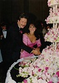 Louise Mandrell wedding cake | Celebrity wedding photos, Celebrity ...
