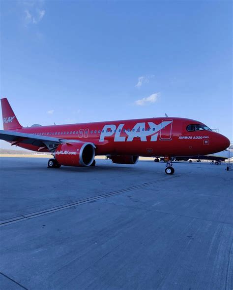 Plays First Airbus A320neo Is Spotted In Its Striking Red Livery