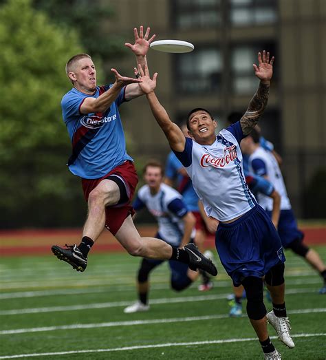 Ultimate frisbee (semi pro, eastern conference finals) - FM Forums