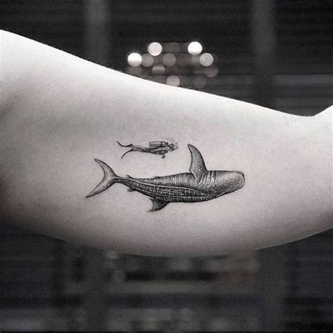 Tattoo Diver With Whale Shark 20 Amazing Tattoos For Ocean Lovers