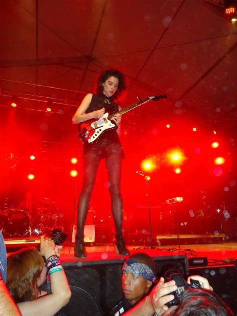 St Vincent Annie Clark And Her Leather Shorts Collared Sleeveless