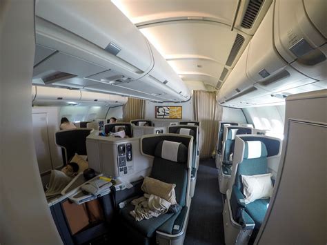 Review Cathay Pacific Business Class A330 The Luxury Traveller