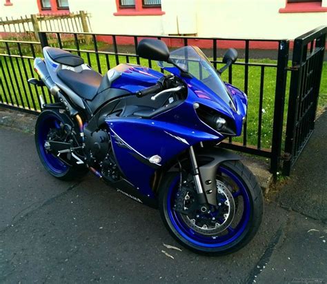 2013 Yamaha R1 Blue Yamaha Motorcycles Sports Yamaha Yzf R1 Yamaha