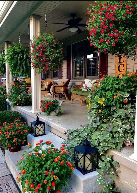 22 Amazing Farmhouse Porch Decorating Ideas 16 Small Flower Gardens