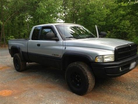 Find Used 1999 Dodge Ram 1500 Laramie Extended Cab 4x4 Lifted In