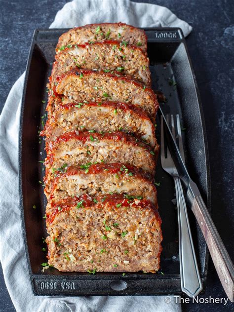 As a rule you should cook a 5lb meatloaf in a loaf pan for about 1 and a half hours at 325f. 2 Lb Meatloaf At 325 : How Long To Cook Meatloaf At 325 ...