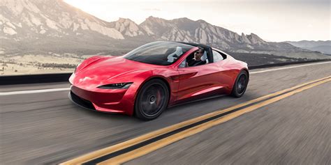 Tesla updated Roadster design, 0-60 mph in mind-boggling 1.1 sec with