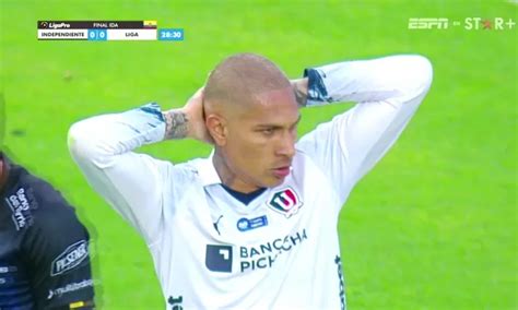 Idv Vs Ldu Paolo Guerrero Falló Un Increíble Gol En La Final De La