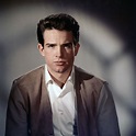 Warren Beatty My first crush. | Handsome actors, Warren beatty, Actors