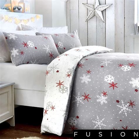 Fusion Christmas Christmas Snowflake 100 Brushed Cotton Duvet