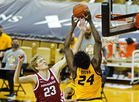 Behind the box score: Arkansas’ holdovers key win over Gardner-Webb