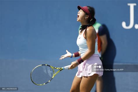 Year Old Filipina Tennis Player Eala Wins Us Open Girls Singles Title Making History For Phl