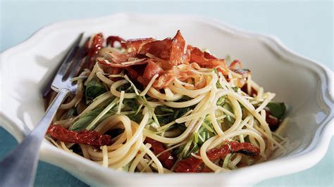 Pasta Met Zongedroogde Tomaat Recept Allerhande Albert Heijn Hot Sex