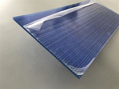 Blue Polycarbonate Roofing Sheets Makrolon Raw Material 6mm Thickness