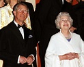 La regina Elisabetta e il suo eterno erede, il principe Carlo: le foto ...