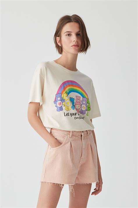 Pull And Bear Care Bears Rainbow T Shirt