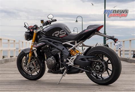 2021 Triumph Speed Triple 1200 Rs Review Motorcycle Test Mcnews