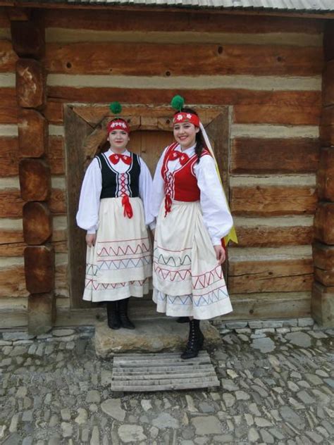 Krosno Eastern Poland Photo Via Zespół Pieśni I Tańca “rochy” Folk Costume Costumes Folk