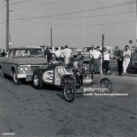 Fontana Drag City Photos And Premium High Res Pictures Getty Images