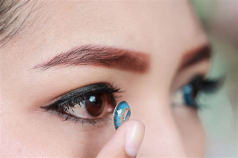 Why Daily Total One Contact Lenses Are Better Than Monthly Lenses