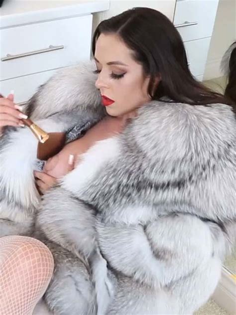 Models Fur Fetish Mistress