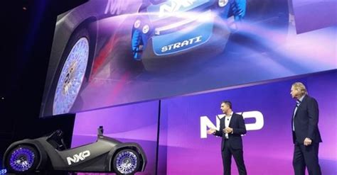 Local Motors Unveils 3d Printed Strati Car Packed With Autonomous