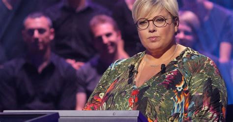 Dans les colonnes du magazine gala, l'ancienne présentatrice du maillon faible avait expliqué qu'elle met un point d'honneur à protéger la vie privée de son mari car ce dernier ne souhaite pas être apparaître dans les médias. Laurence Boccolini devenue mère à 50 ans : "C'était ...