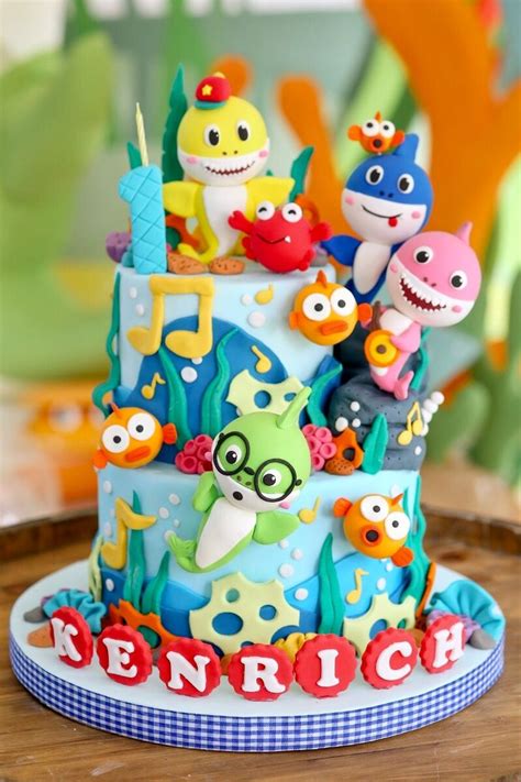 Baby shark / birthday aria's baby shark first birthday. I'm loving this baby shark theme fondant cake! The Baker ...