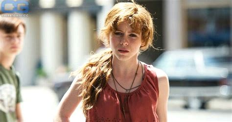 Sophia Lillis Nude Topless Pictures Playboy Photos Sex Hot Sex Picture