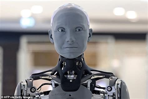 Worlds Most Advanced Humanoid Robot Ameca Greets Visitors At Dubais