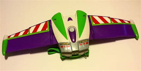 Toy Story Buzz Lightyear Electronic Motorized Rocket Wing Pack Wings