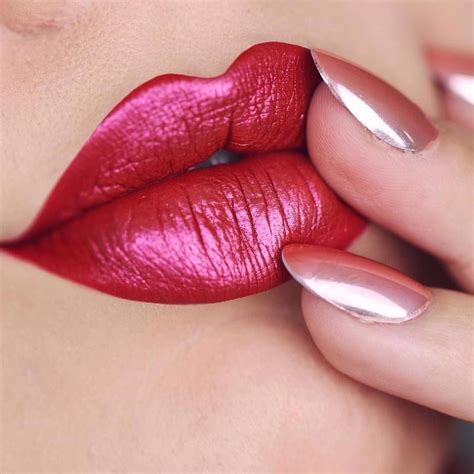 Lipcolors Beautiful Lips Lip Paint Hot Pink Lips