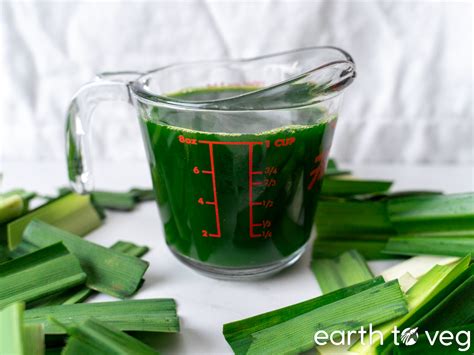 How To Make Pandan Juice And Extract From Pandan Leaves ⋆ Earth To Veg