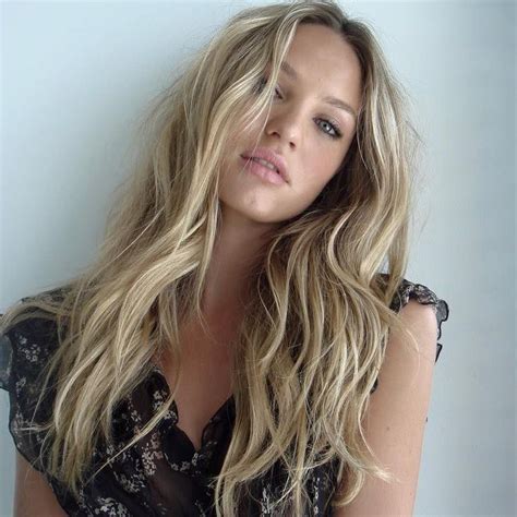 Candice Swanepoel Spring 2017 Beauty Hair Styles Embrace Messy Hair