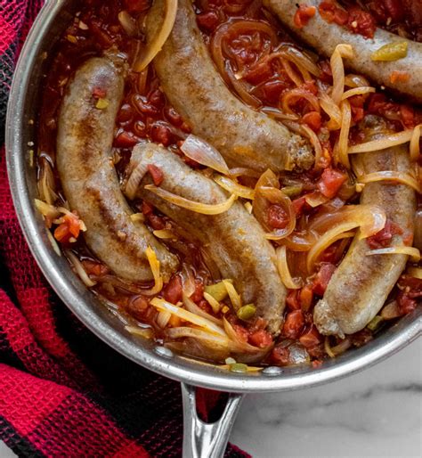 Italian Sausages With Spicy Tomato Sauce And Onions Carolyns Cooking